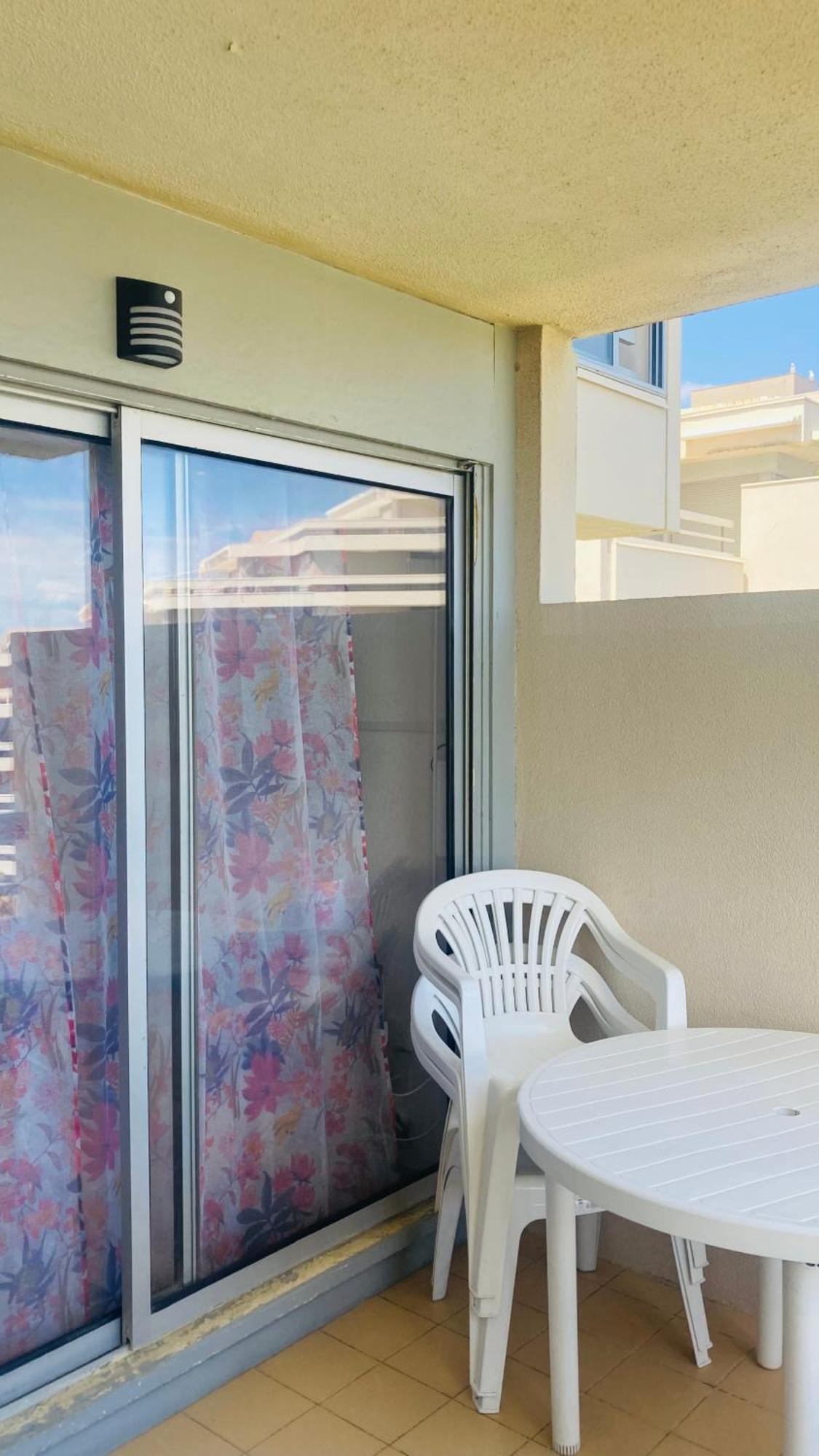 Studio face à la mer +terrasse+ parking Canet-en-Roussillon Extérieur photo